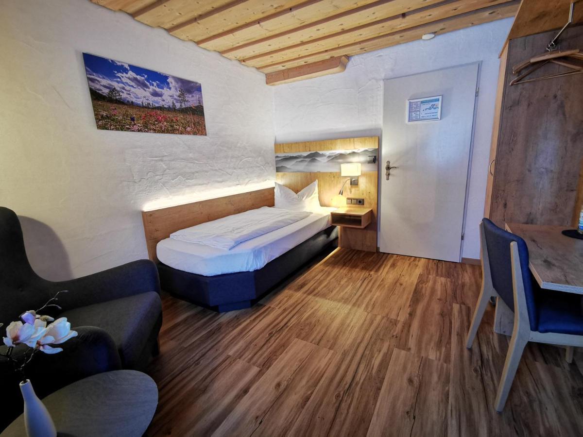 Gasthof & Hotel Zur Post Валльгау Екстер'єр фото
