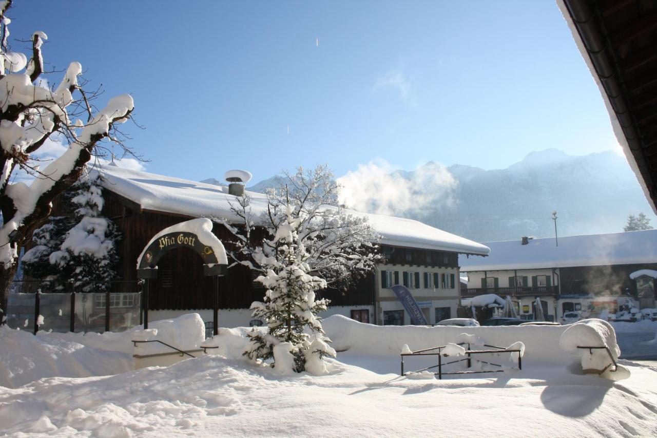 Gasthof & Hotel Zur Post Валльгау Екстер'єр фото